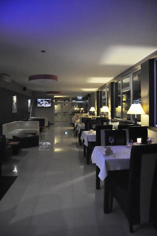 Hotel Pojezierze Szczecinek Dış mekan fotoğraf