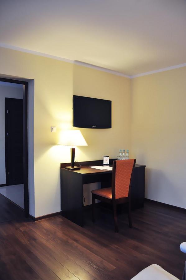 Hotel Pojezierze Szczecinek Dış mekan fotoğraf