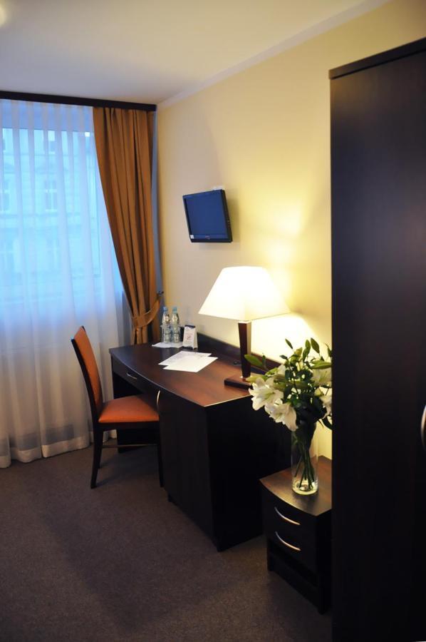 Hotel Pojezierze Szczecinek Oda fotoğraf